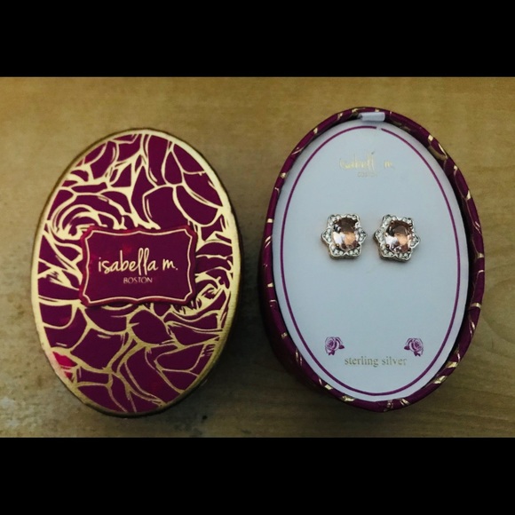 Isabella M Sterling Silver Studded Earrings NEW - Picture 2 of 2